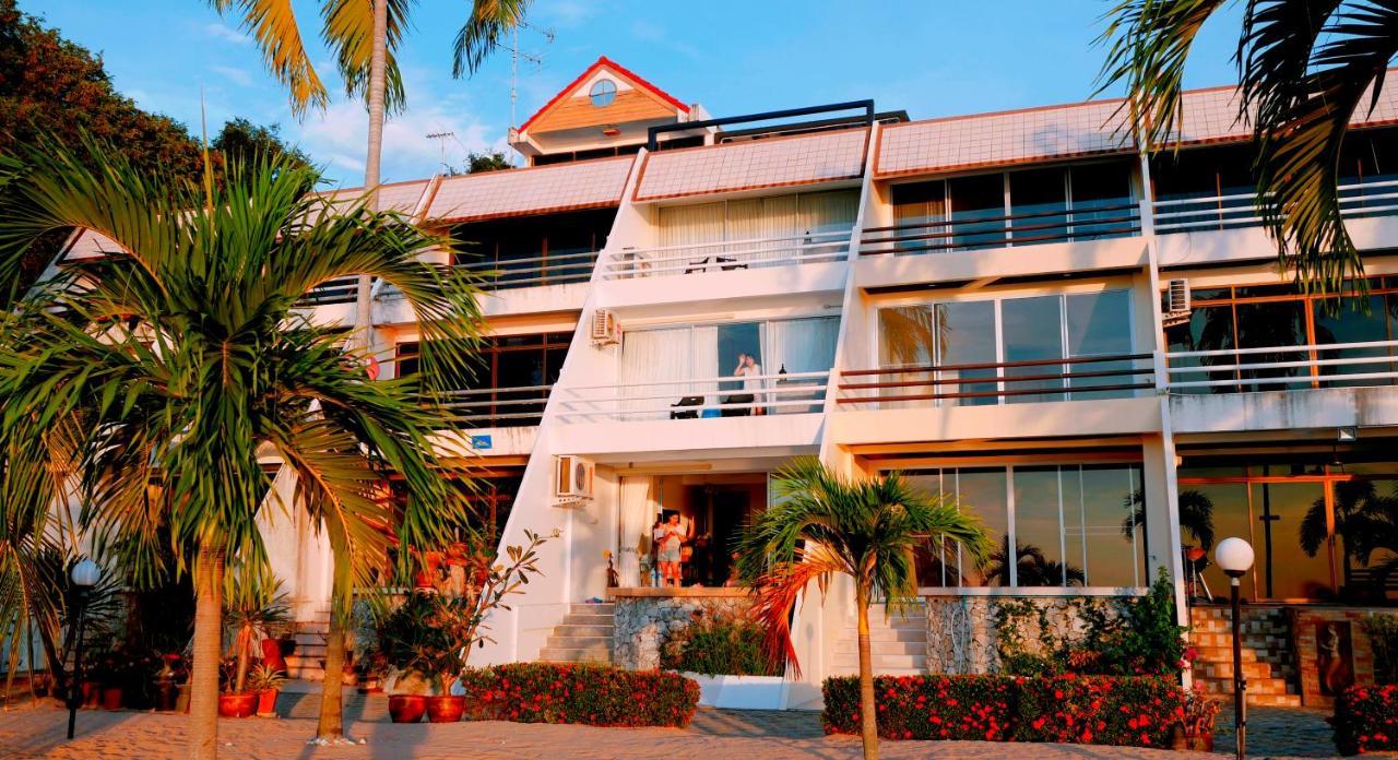 มารินอส บีชเฮ้าส์ MARINOS BEACH HOUSE SI RACHA (Thailand) - from US$ 74 |  BOOKED